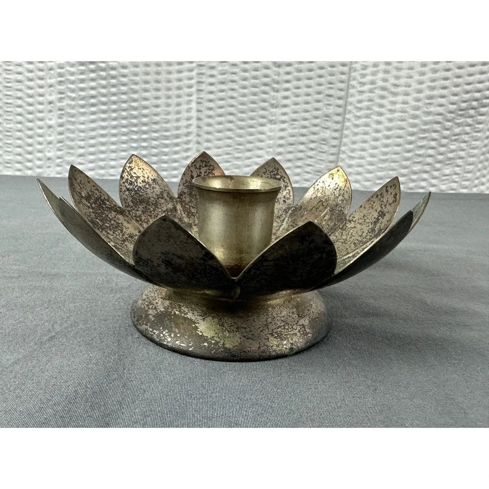 VTG Leonard Silver Company silver-plated lotus flower candle holder